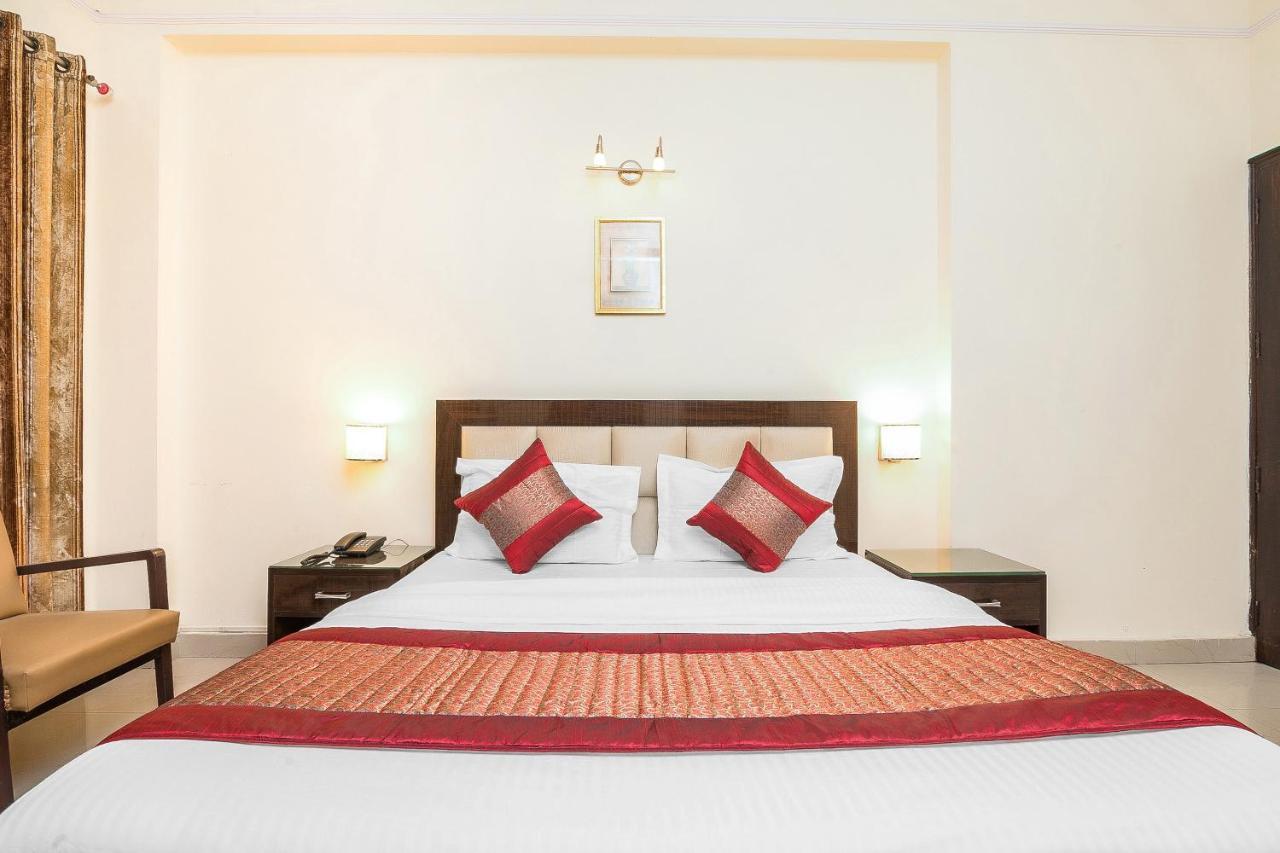 Oyo 14245 Amitabh Guest House New Delhi Ngoại thất bức ảnh